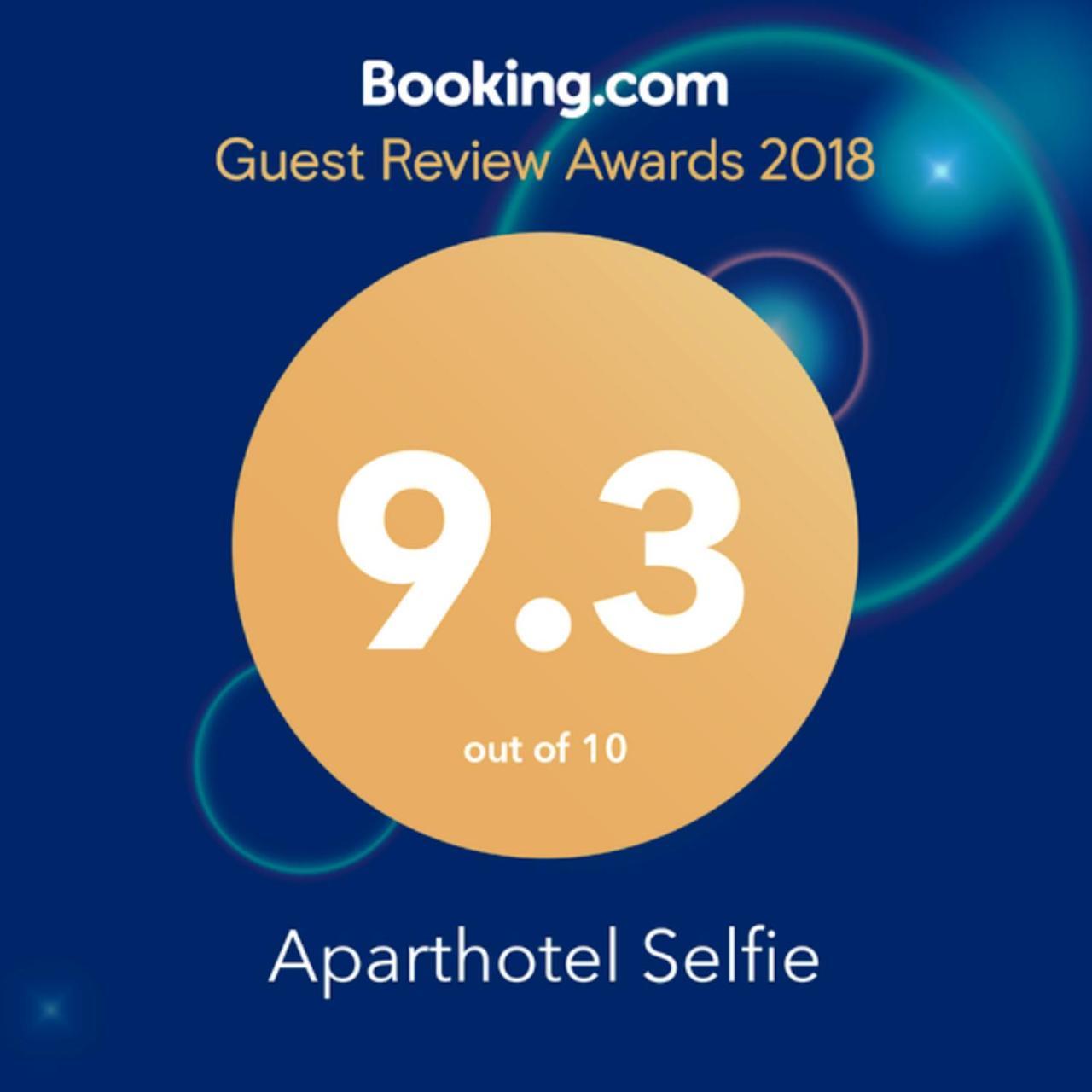 Aparthotel Selfie Batumi Exterior photo